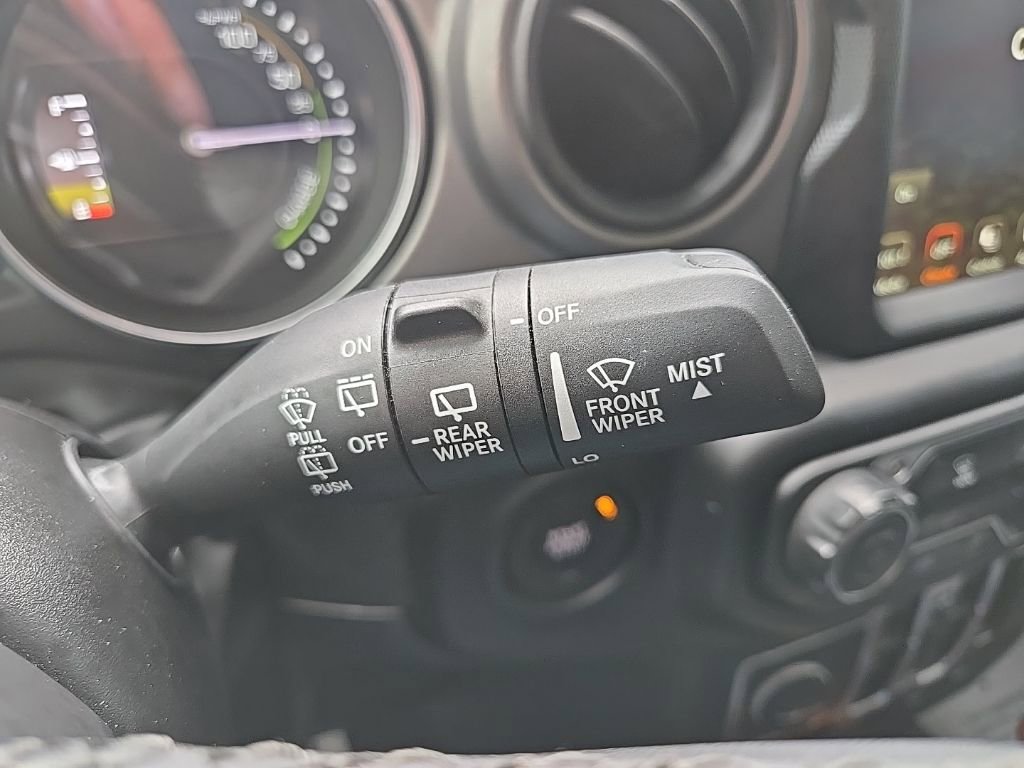 Used 2023 Jeep Wrangler Unlimited image 50