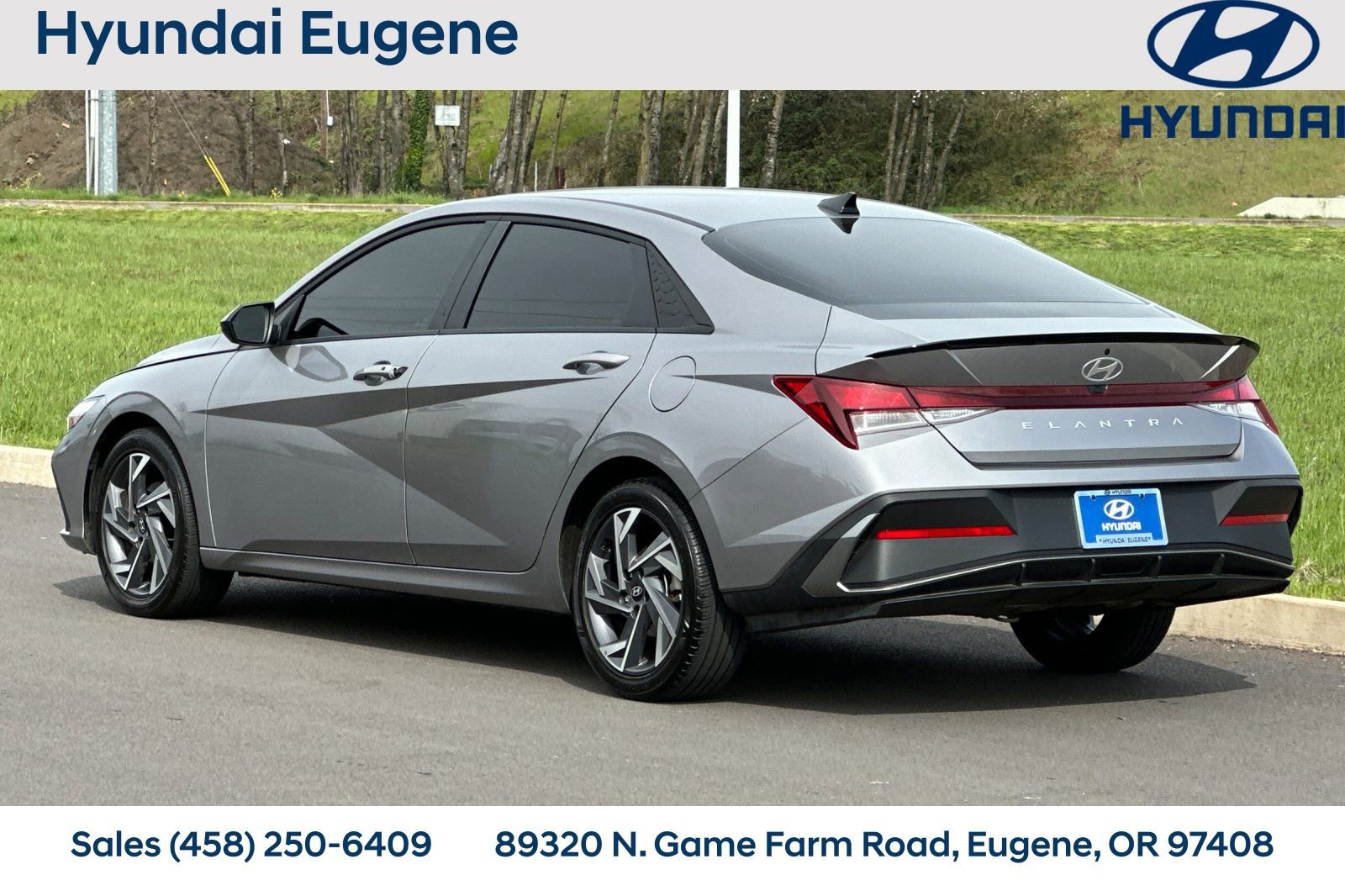 Used 2025 Hyundai Elantra Sport w/ Cargo Package image 6