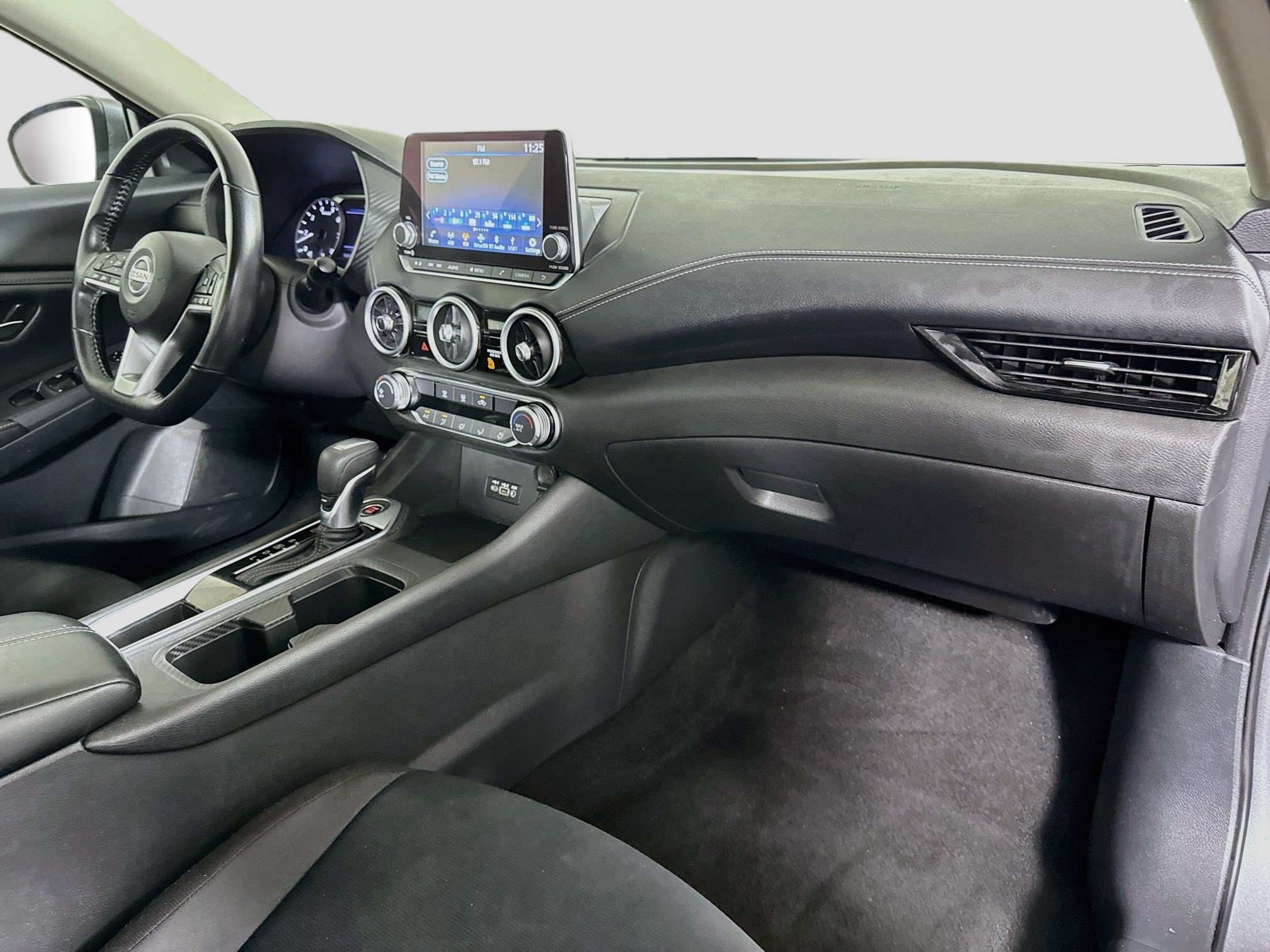 Used 2022 Nissan Sentra SV FWD image 30