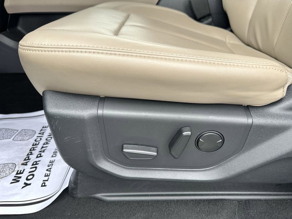 Used 2024 Ford Expedition Max XLT AWD/4WD image 18