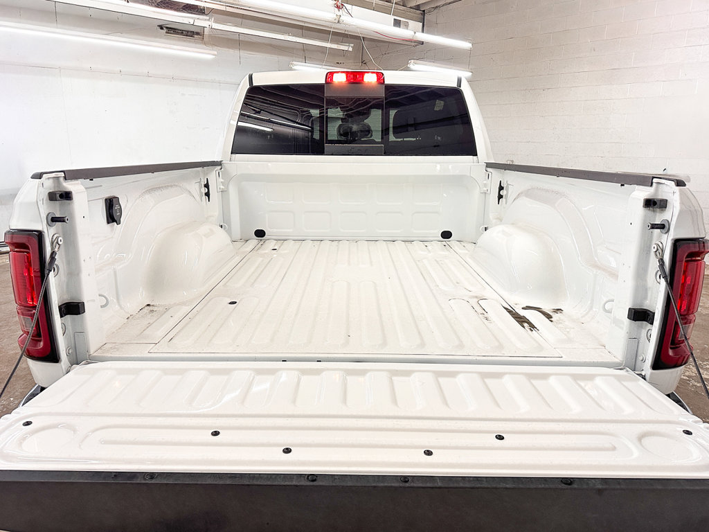 New 2026 RAM 2500 Tradesman AWD/4WD image 13