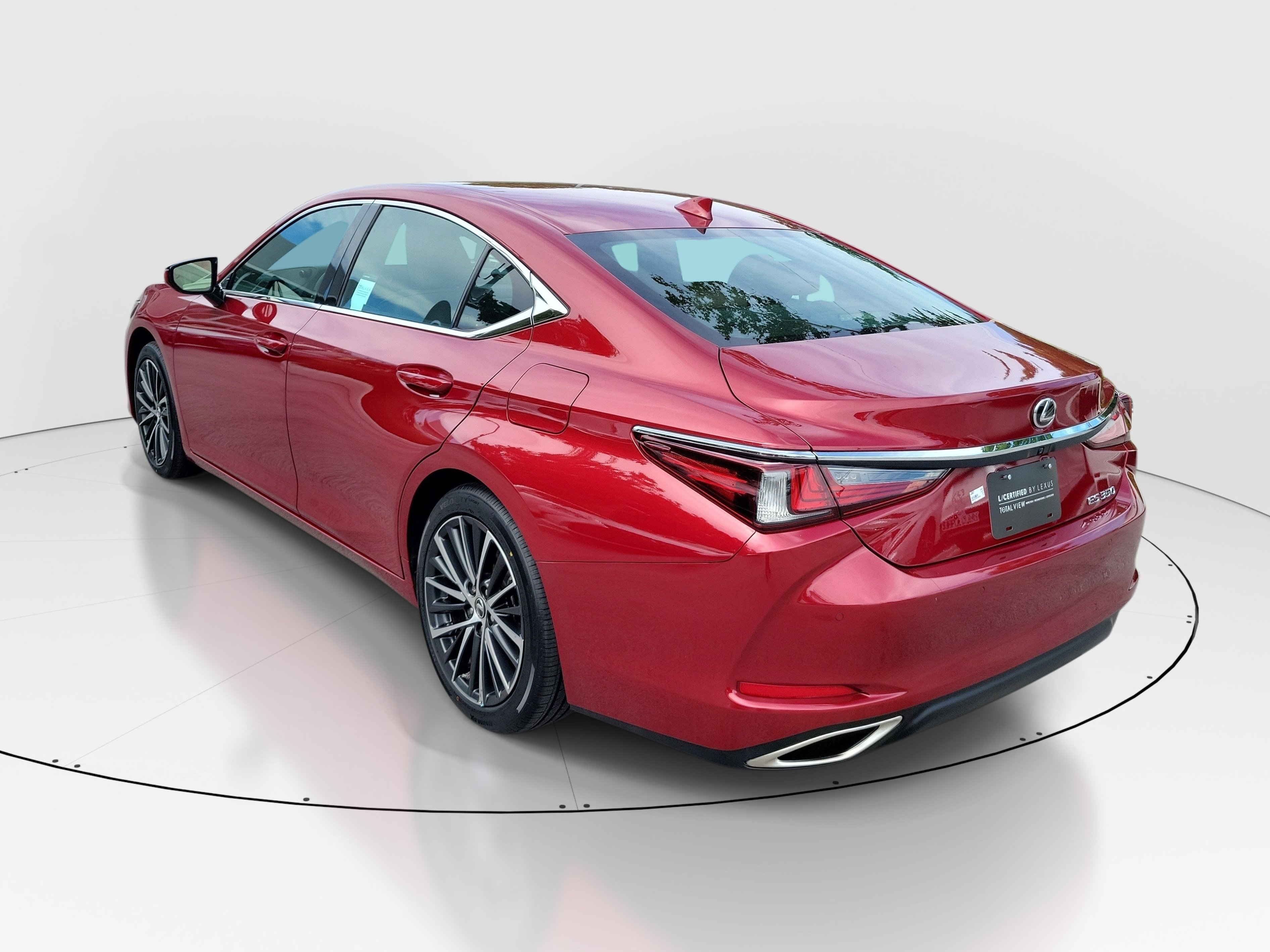 Used 2024 Lexus ES 350 w/ Premium Package FWD image 4