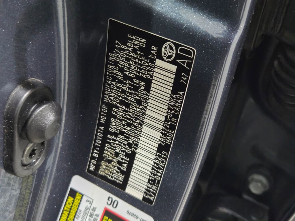 Used 2017 Toyota Corolla LE image 24