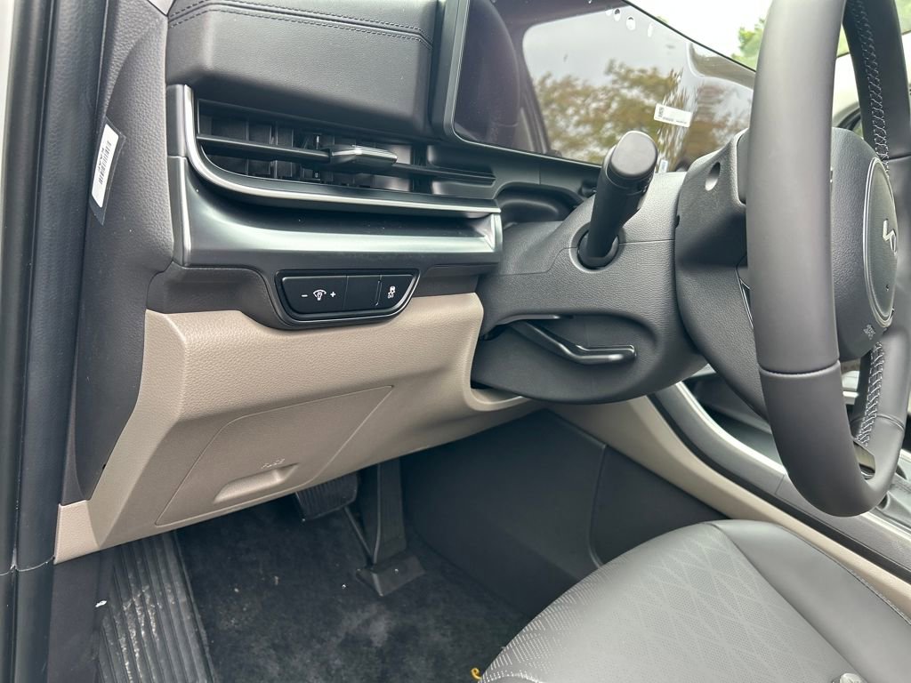 New 2026 Kia Carnival image 27