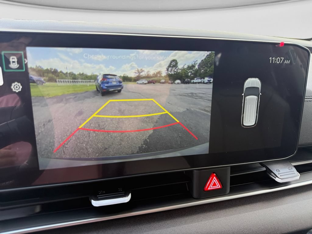 New 2027 Kia Carnival EX FWD image 25