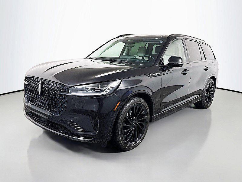 Used 2025 Lincoln Aviator Reserve w/ Equipment Group 201A image 3