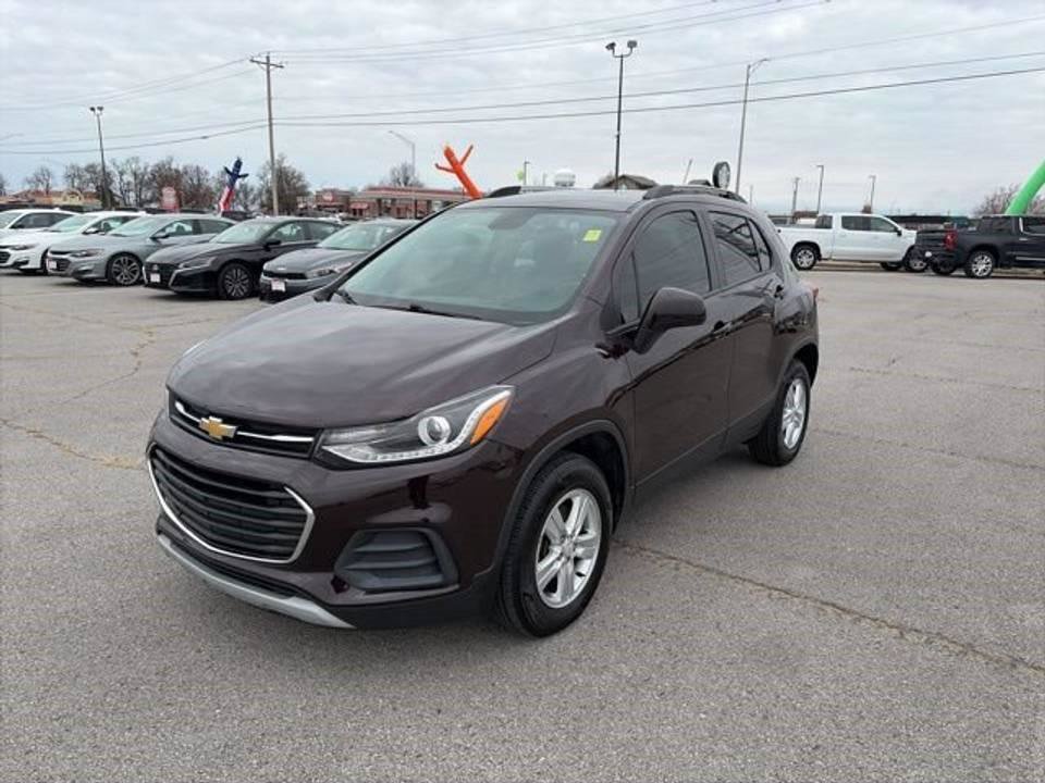 Used 2022 Chevrolet Trax LT w/ LT Convenience Package AWD/4WD image 4