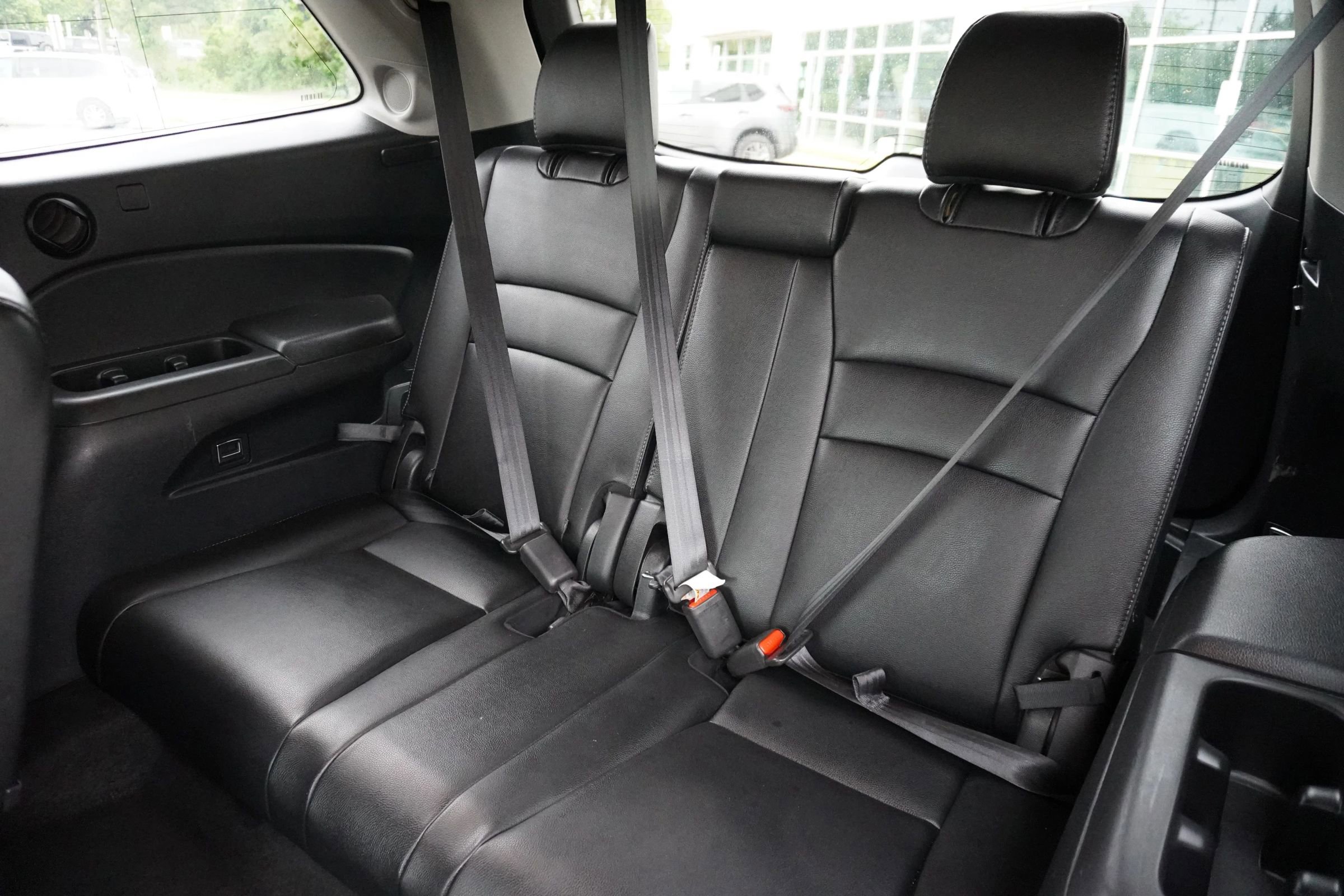 Used 2016 Honda Pilot Elite image 12