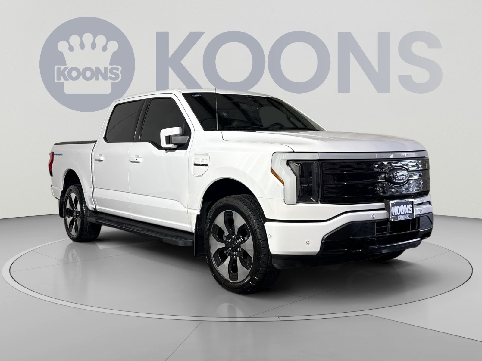 Used 2023 Ford F150 Lightning Platinum AWD/4WD image 10