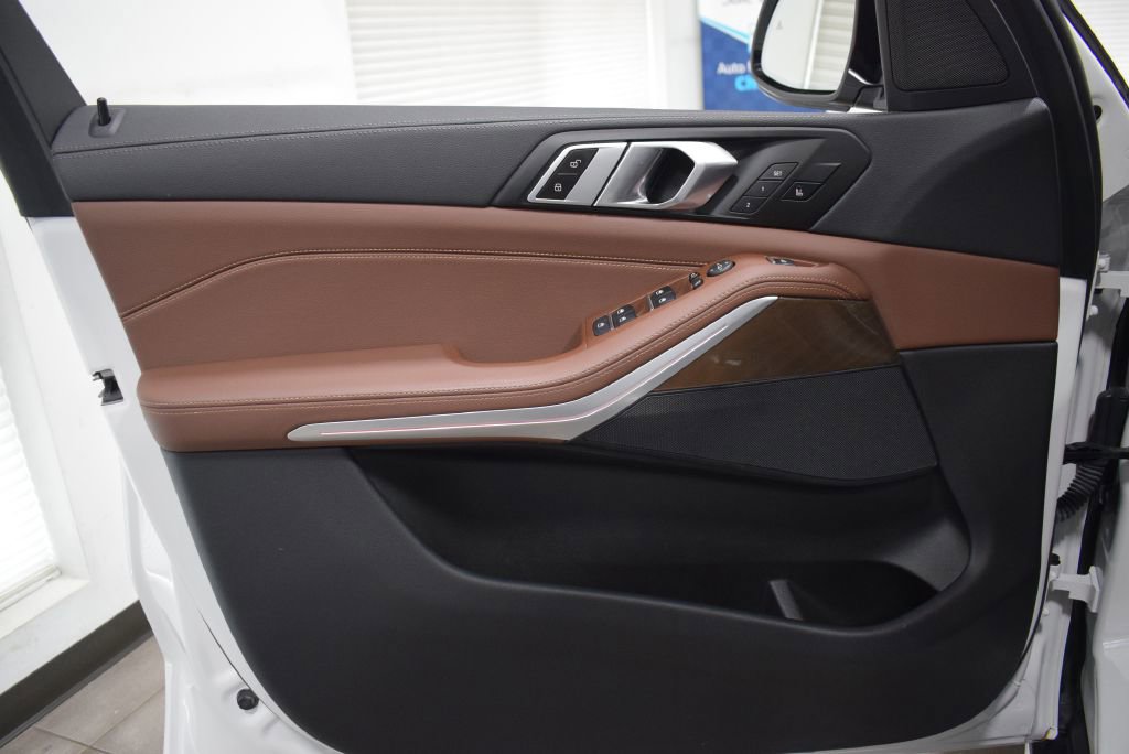 Used 2022 BMW X5 xDrive40i image 7