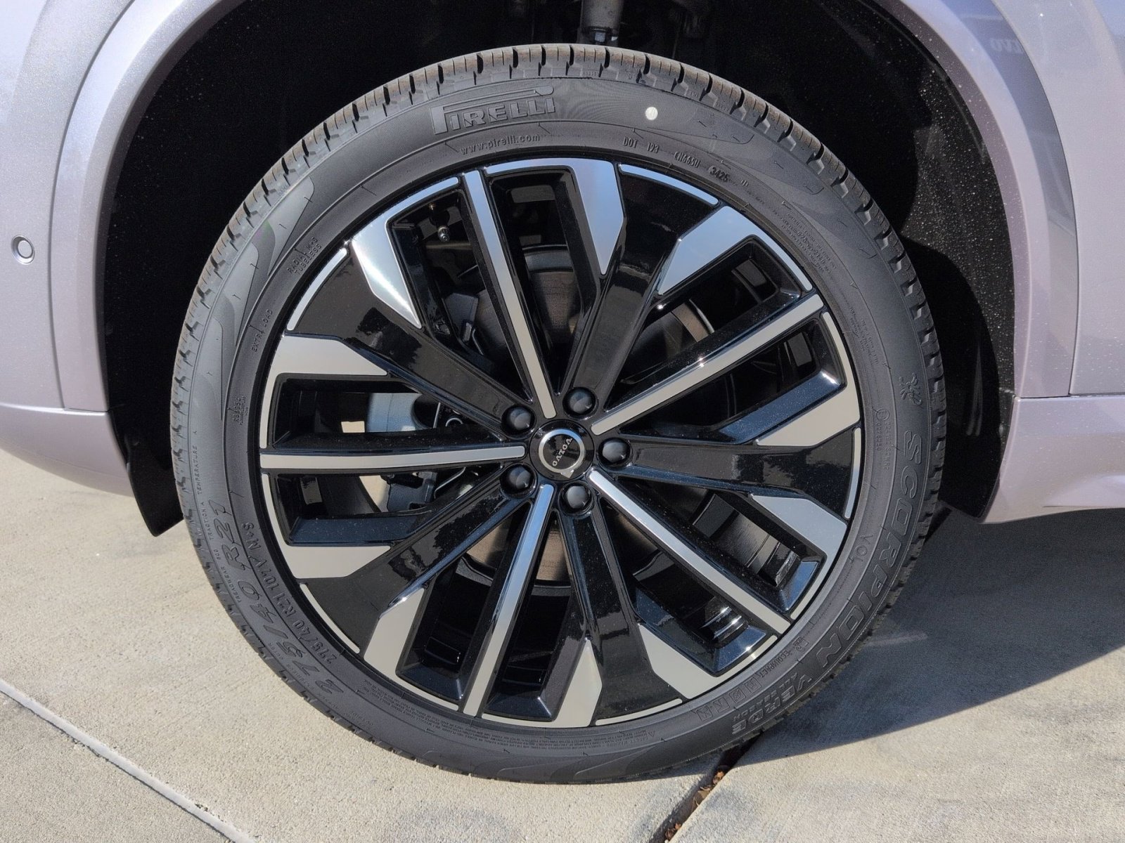 New 2026 Volvo XC90 B6 Ultra w/ Protection Package Premier image 12