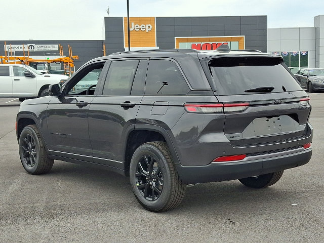 New 2026 Jeep Grand Cherokee Altitude AWD/4WD image 6