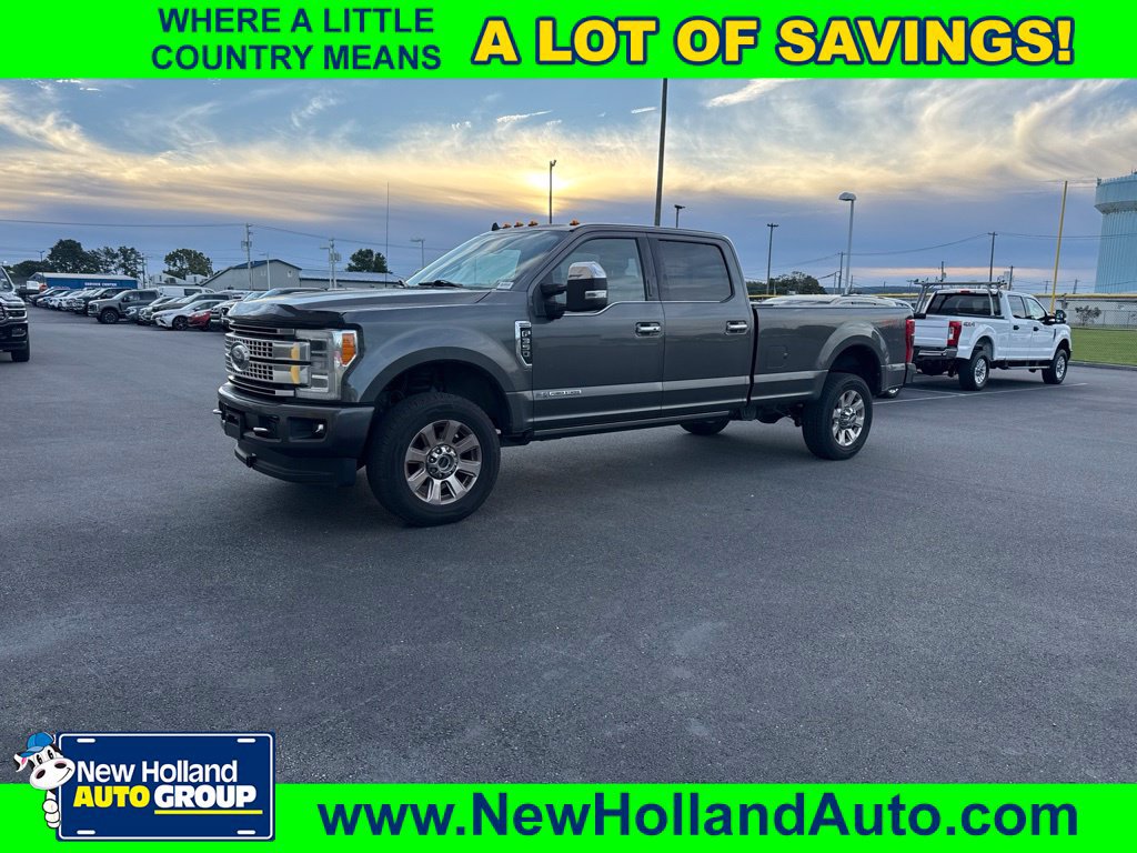 Used 2019 Ford F350 Platinum w/ Platinum Ultimate Package AWD/4WD image 1