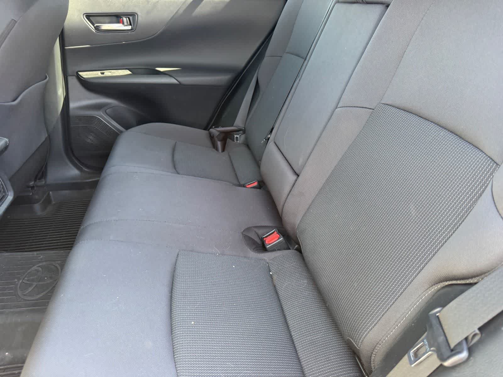 Used 2023 Toyota Venza LE AWD/4WD image 10