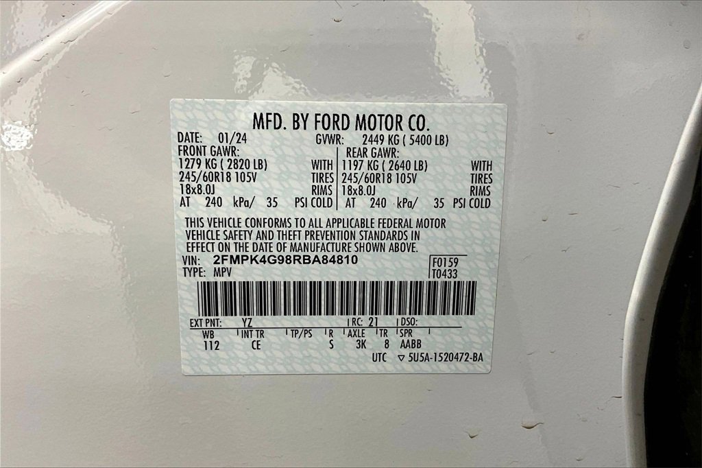 Used 2024 Ford Edge SE image 35