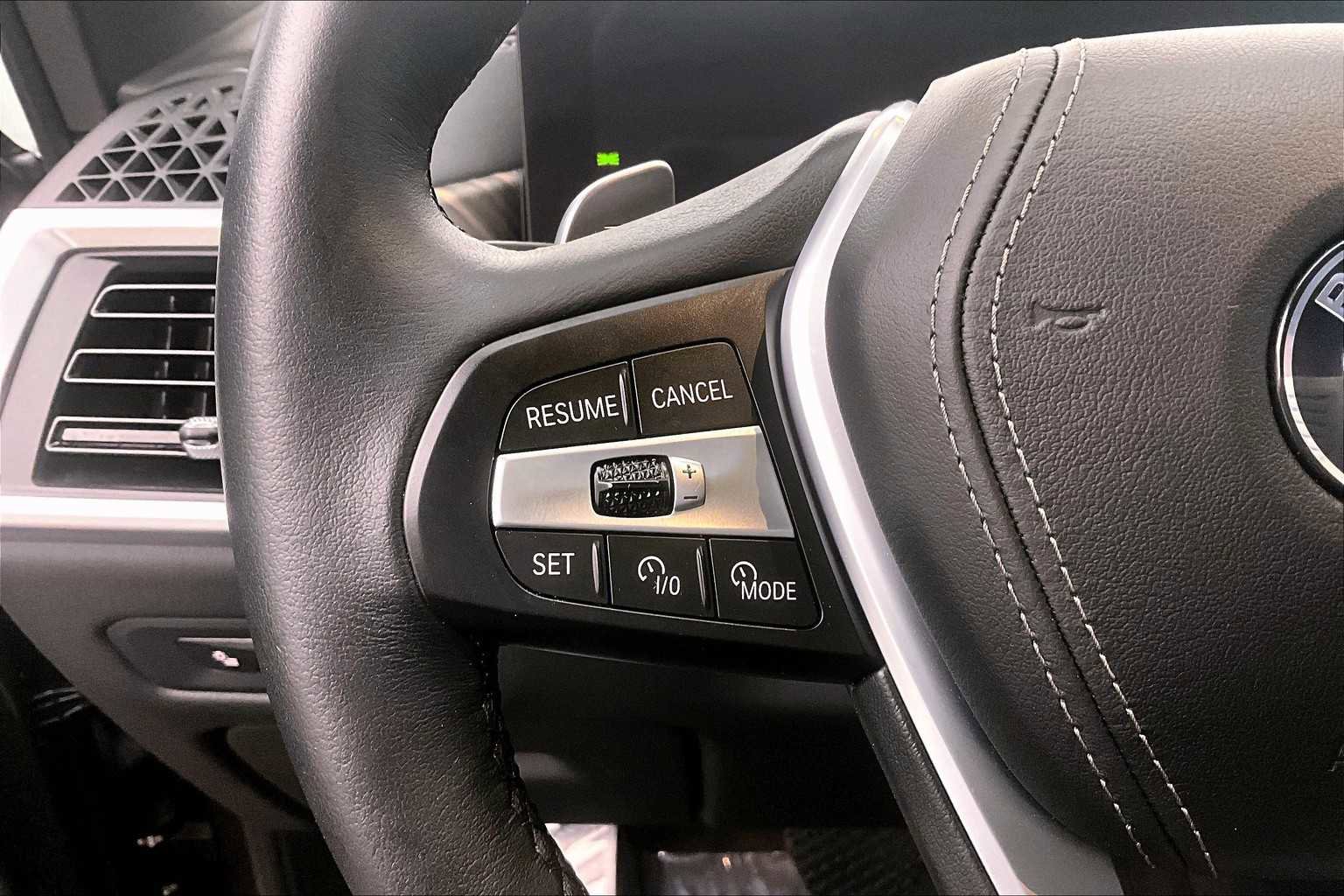 Used 2024 BMW X5 xDrive40i w/ Parking Assistance Package image 23