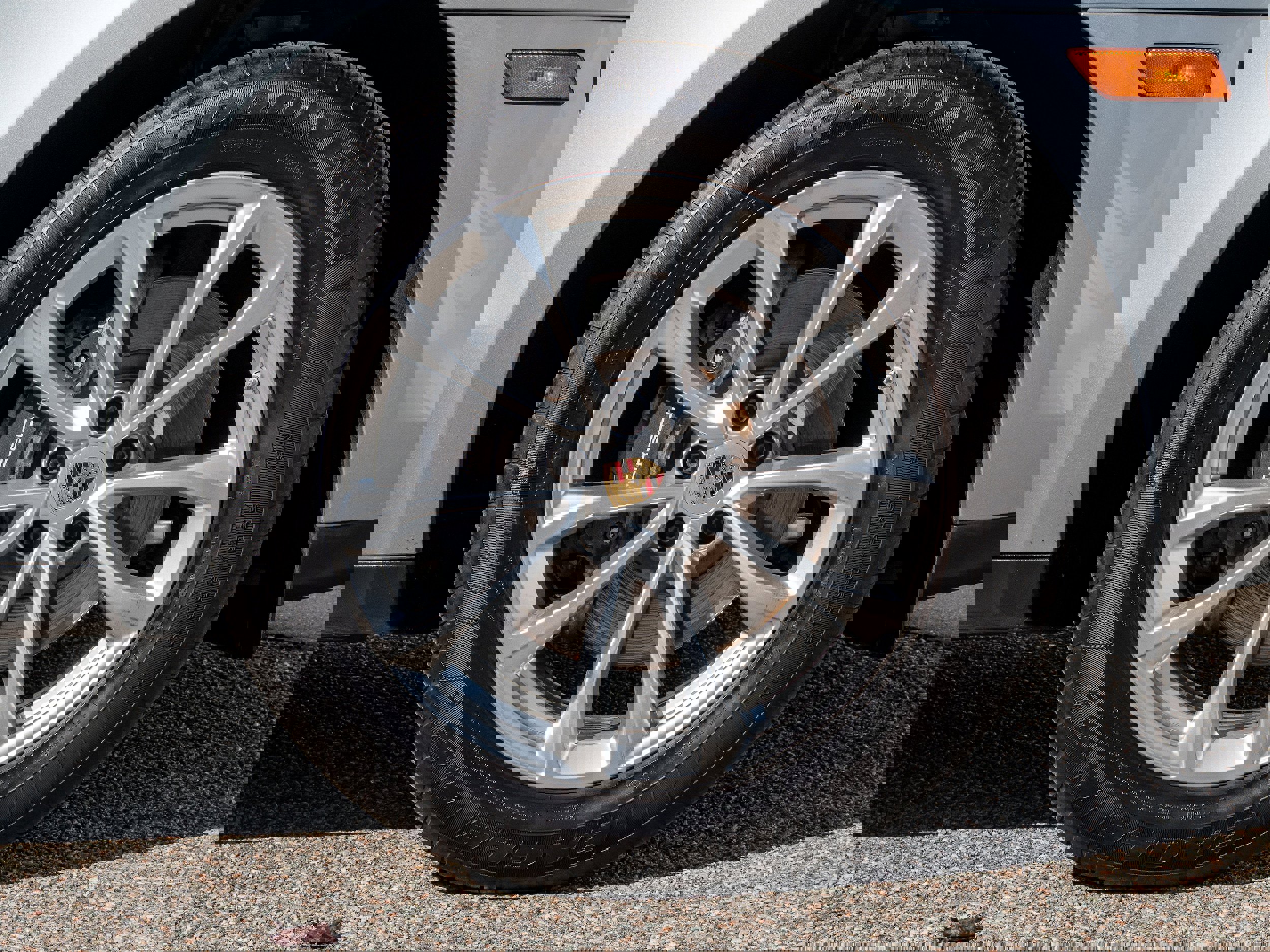 Used 2023 Porsche Macan image 17