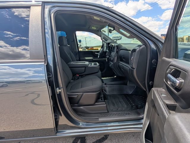 Used 2020 Chevrolet Silverado 3500 W/T w/ Gooseneck/5TH Wheel Package AWD/4WD image 3