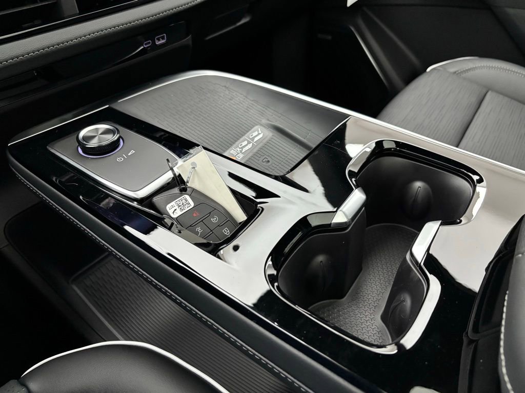 New 2026 Buick Enclave Sport Touring w/ Power Package image 31