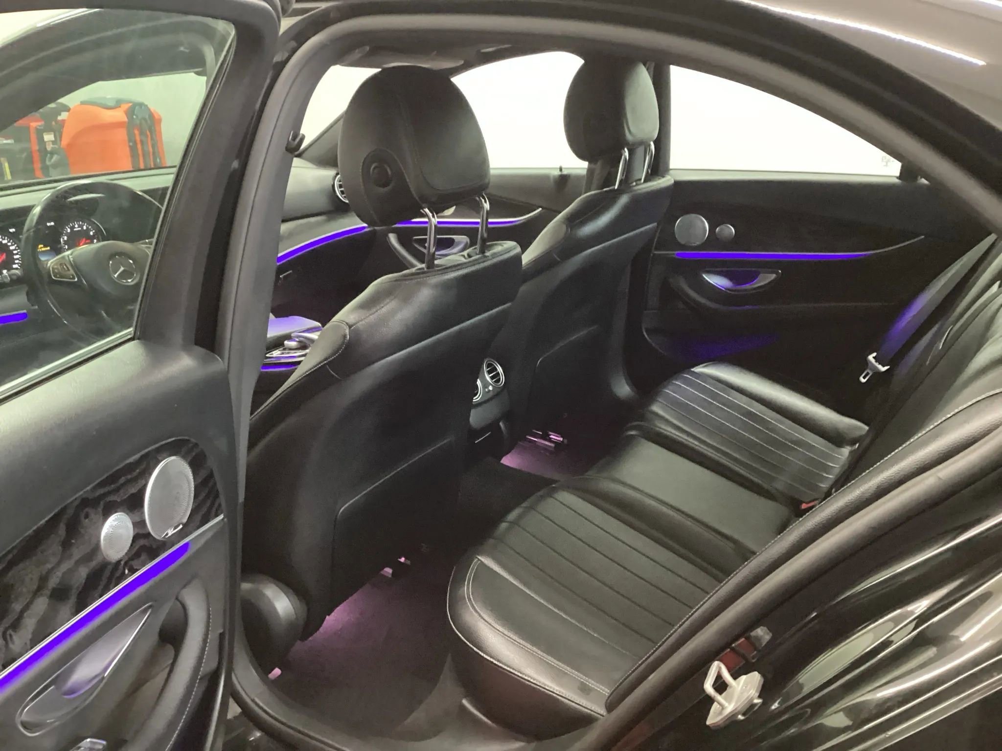 Used 2017 Mercedes-Benz E 300 4MATIC image 11