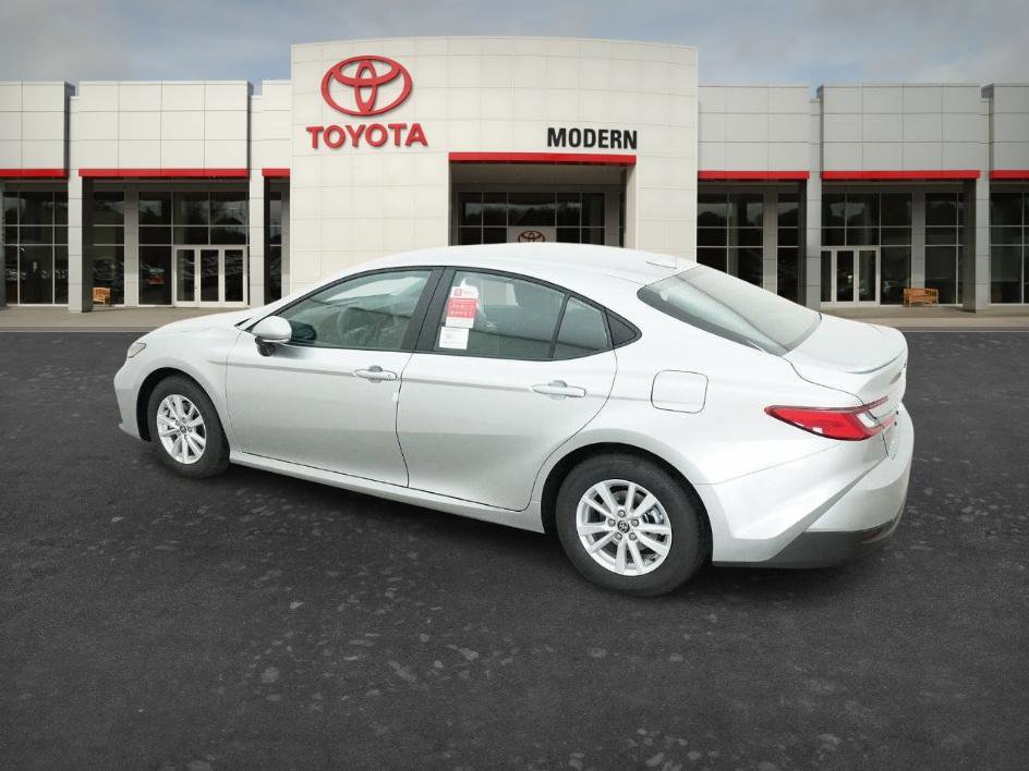 New 2026 Toyota Camry LE image 18