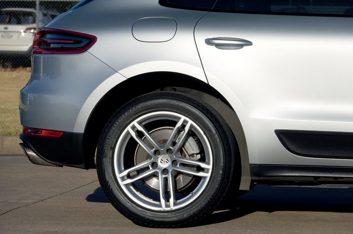 Used 2016 Porsche Macan S AWD/4WD image 29