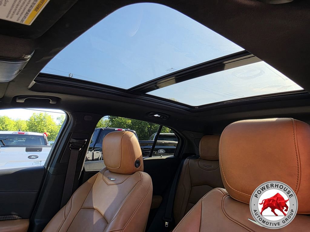 Used 2019 Cadillac XT4 Premium Luxury FWD image 17