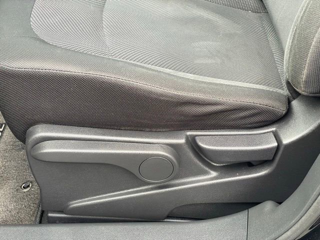 Used 2012 Nissan Rogue S image 12