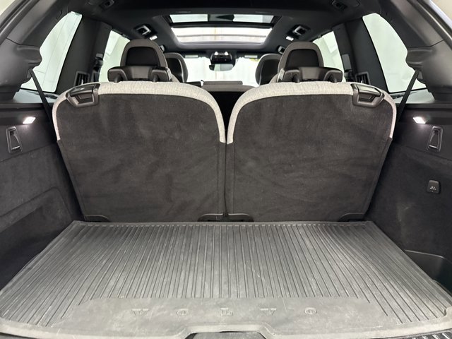 Used 2020 Volvo XC90 T6 Inscription w/ Protection Package Premier image 30