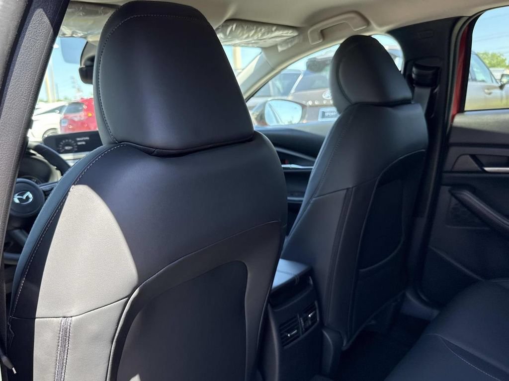 New 2026 MAZDA CX-30 AWD 2.5 S w/ Select Sport Pkg image 13