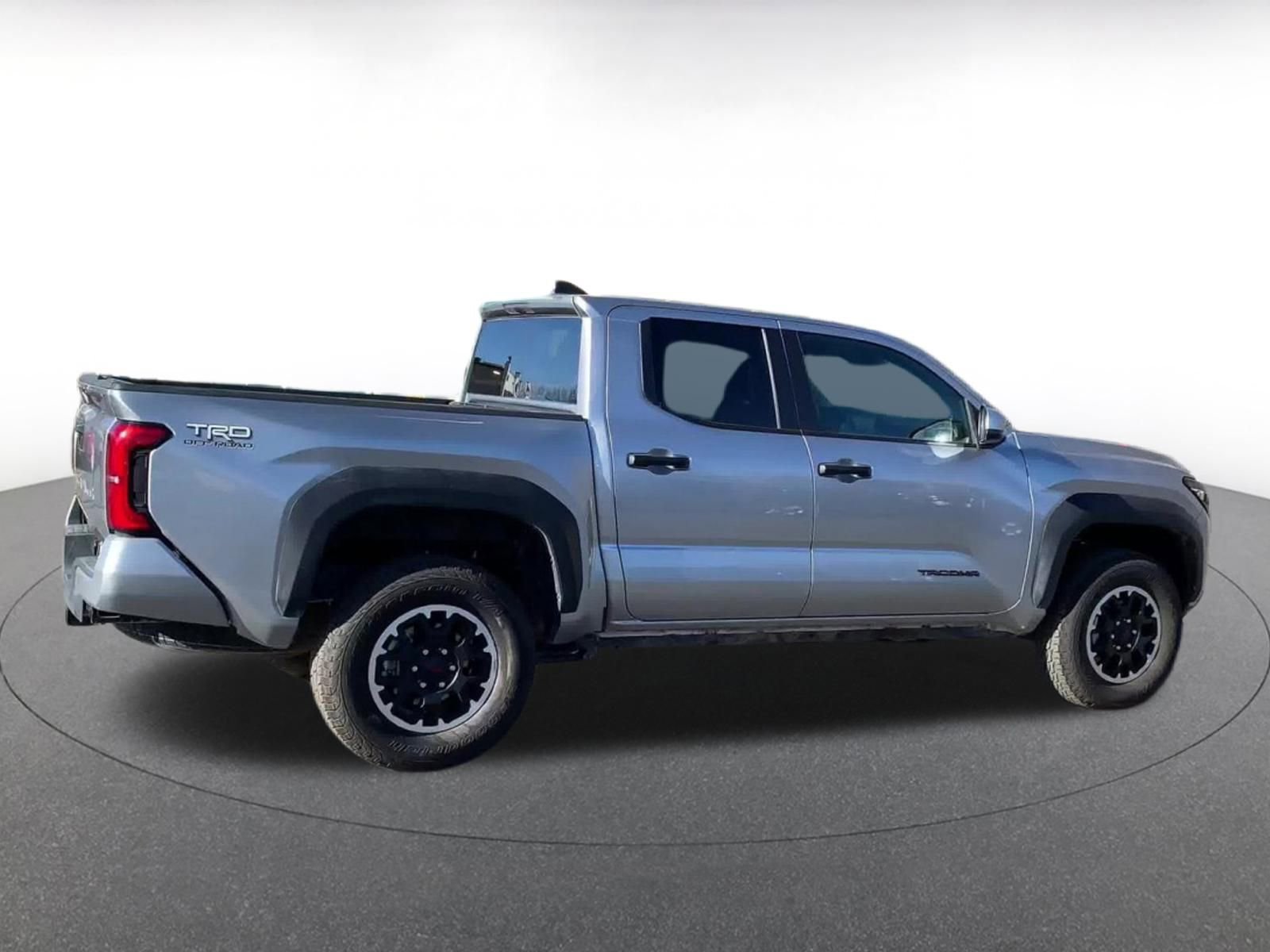 Used 2025 Toyota Tacoma TRD Off-Road image 15