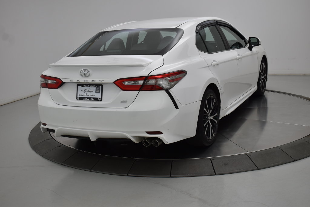 Used 2018 Toyota Camry SE FWD image 22