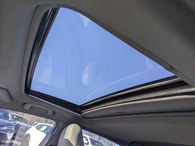 Used 2019 Toyota Avalon XSE w/ Carpet Mat Package image 20