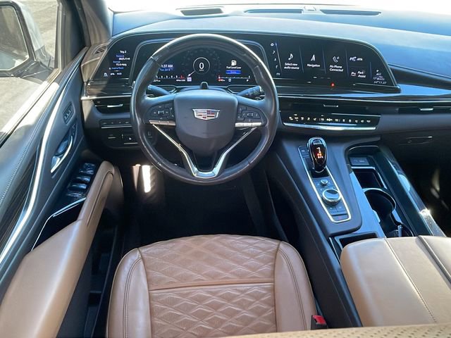 Used 2022 Cadillac Escalade ESV Premium Luxury w/ Performance Package AWD/4WD image 19