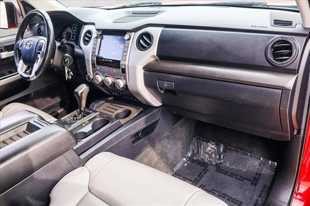 Used 2020 Toyota Tundra SR5 w/ SR5 Leather Package AWD/4WD image 24