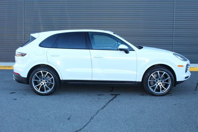 Certified 2022 Porsche Cayenne image 9