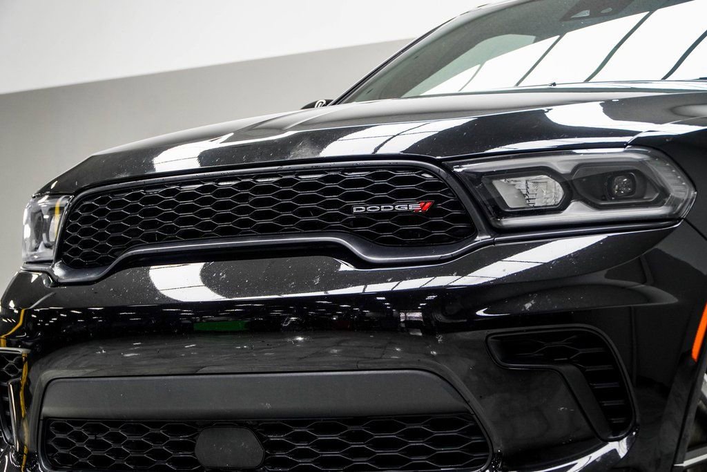 Used 2024 Dodge Durango GT image 2