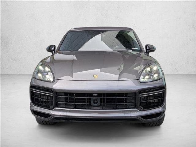 Used 2021 Porsche Cayenne Turbo image 2