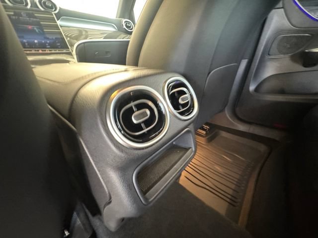 Used 2025 Mercedes-Benz GLC 43 AMG 4MATIC image 30