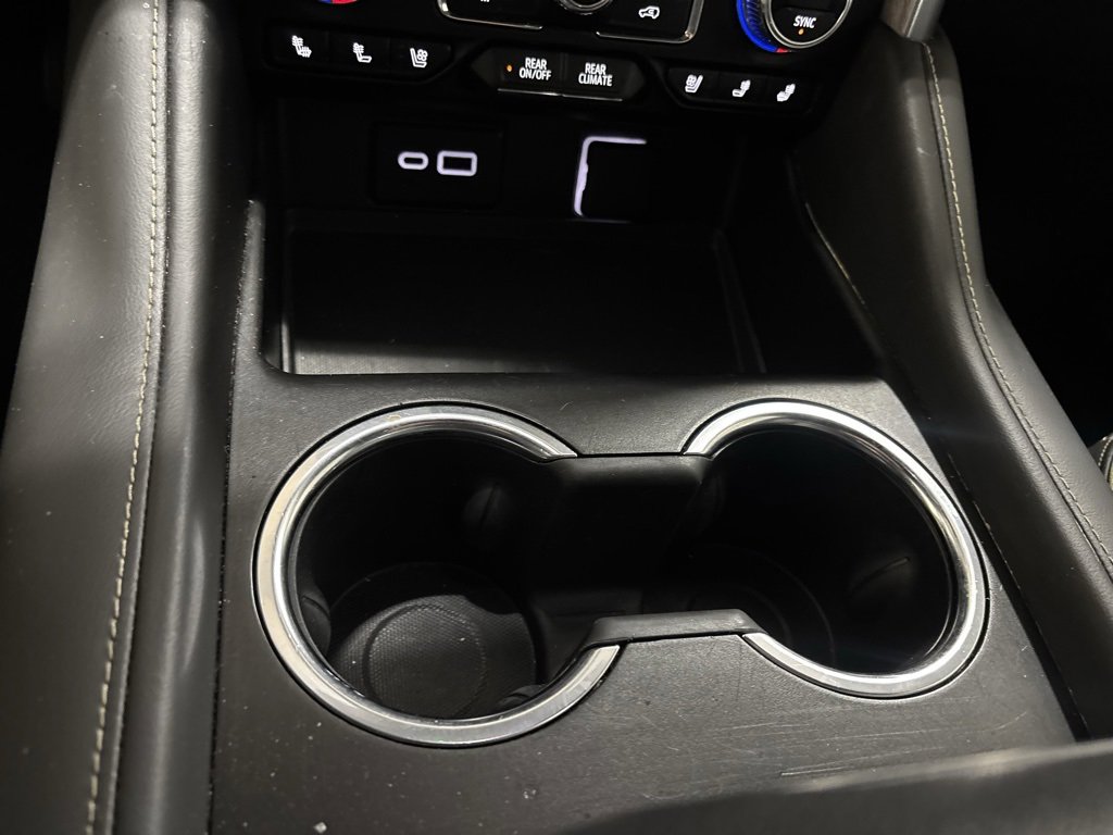 Used 2024 GMC Yukon SLT image 18