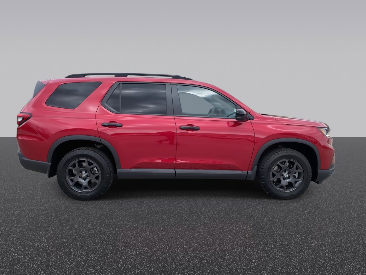 Certified 2025 Honda Pilot TrailSport image 10
