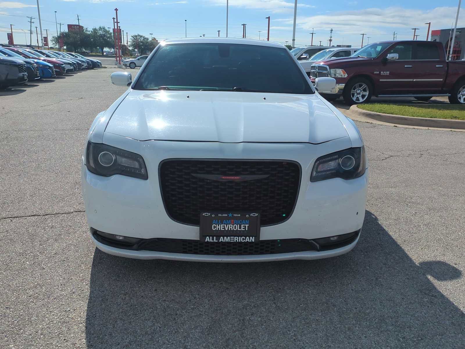 Used 2022 Chrysler 300 S RWD image 3