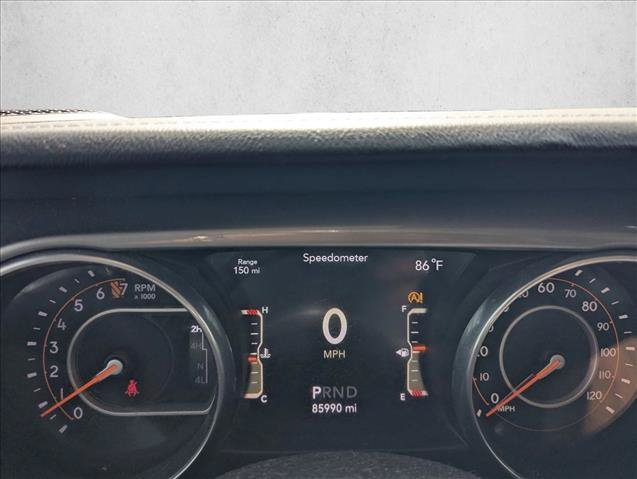 Used 2018 Jeep Wrangler Unlimited Sahara AWD/4WD image 9
