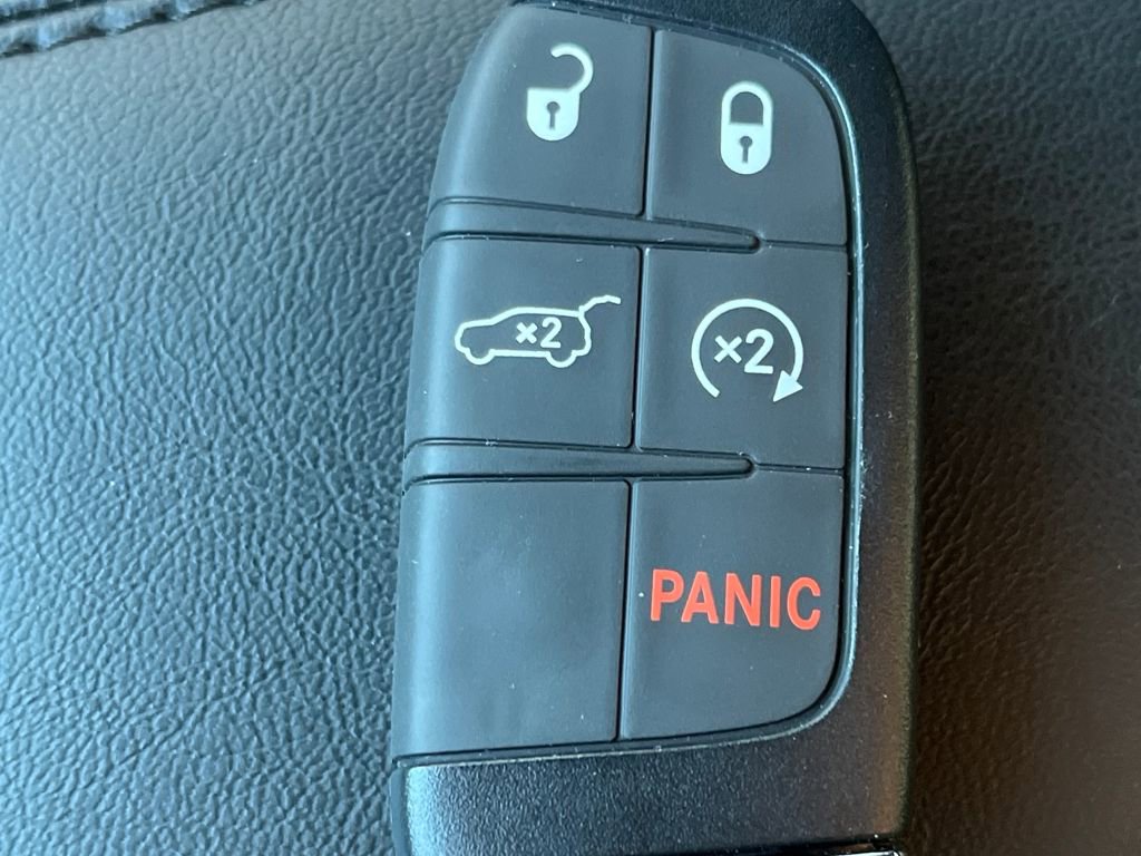 New 2026 Jeep Compass Limited image 18