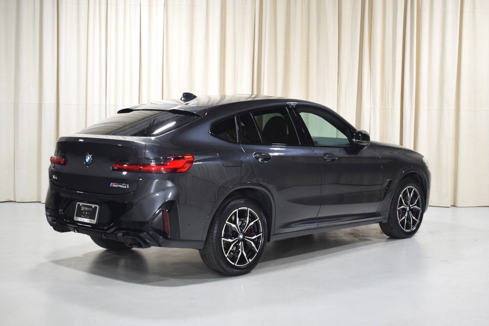 Used 2023 BMW X4 M40i w/ Parking Assistance Package AWD/4WD image 10