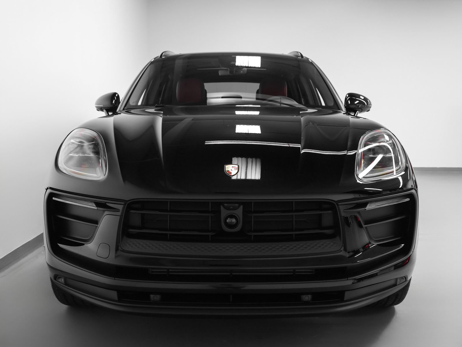 New 2026 Porsche Macan AWD/4WD image 8