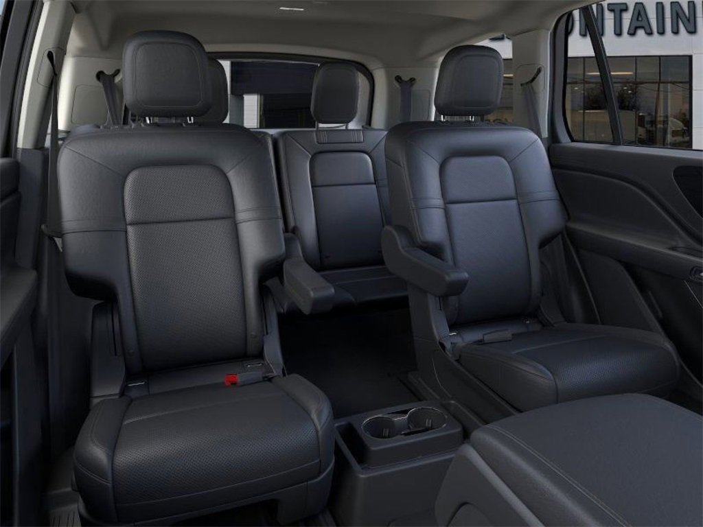 New 2026 Lincoln Aviator AWD image 11