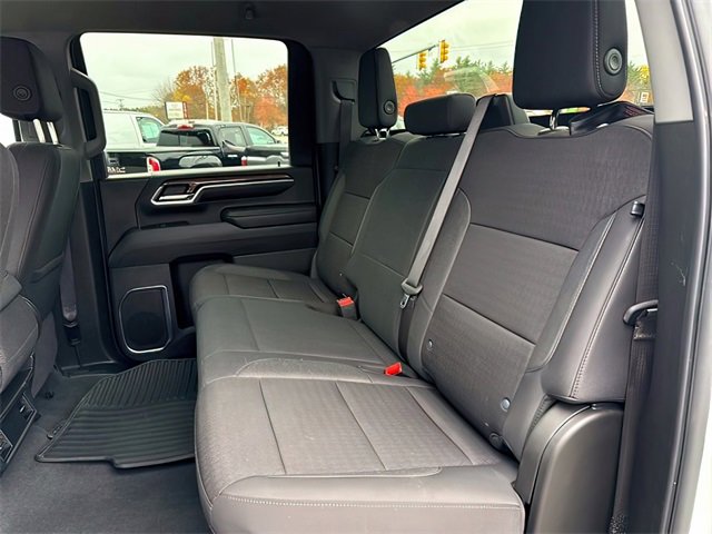 Used 2024 Chevrolet Silverado 2500 LT image 17