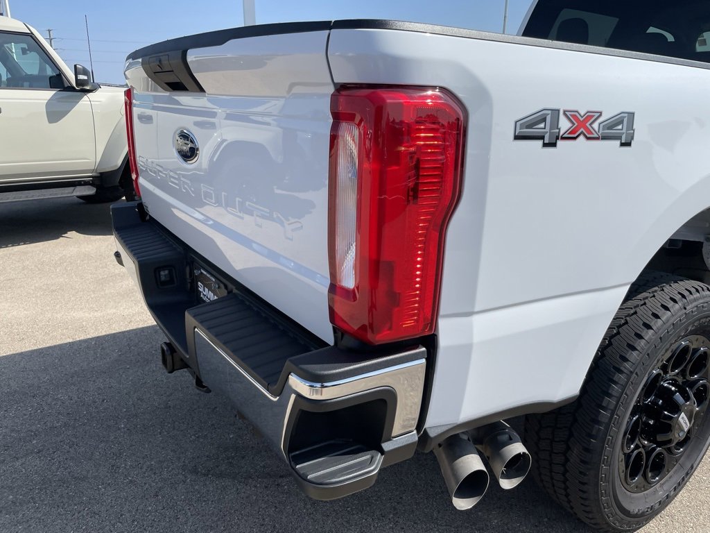 Used 2024 Ford F250 XLT image 37