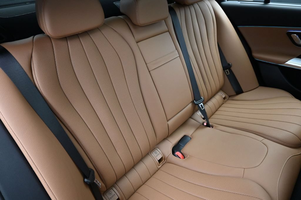 Used 2026 Mercedes-Benz E 450 4MATIC Sedan image 22